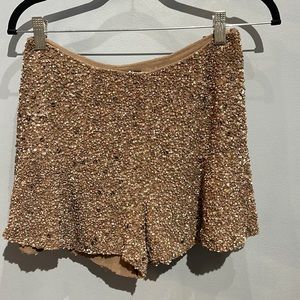 Beautiful Sequin scallop shorts